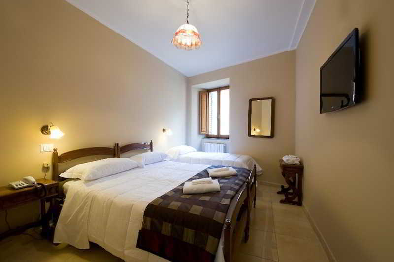 Hotel Properzio Assisi Bagian luar foto